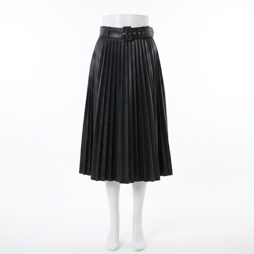 NEW FLYING TOMATO faux leather pleated skirt in black